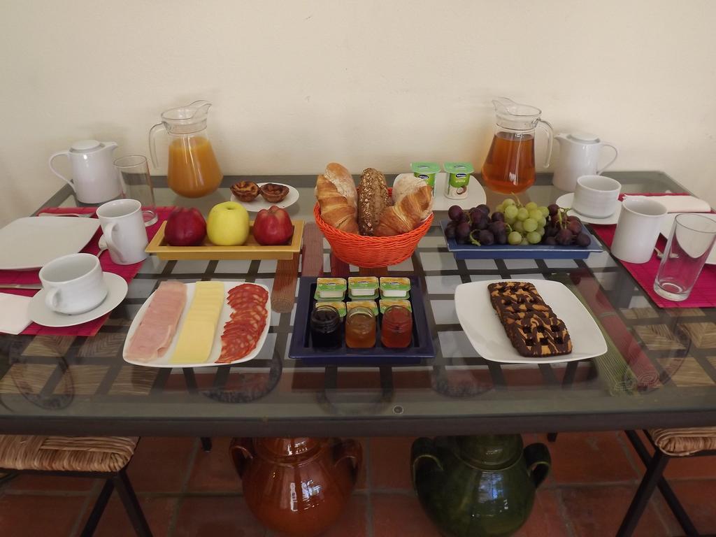 Bed and Breakfast Pegada Real Óbidos Esterno foto